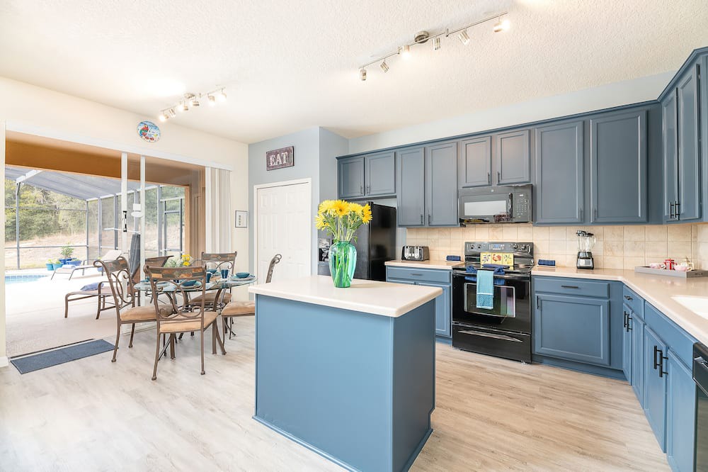 Photo of Kitchen in Watersong