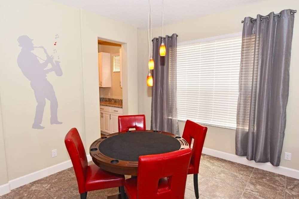 Photo of Bedroom in Watersong