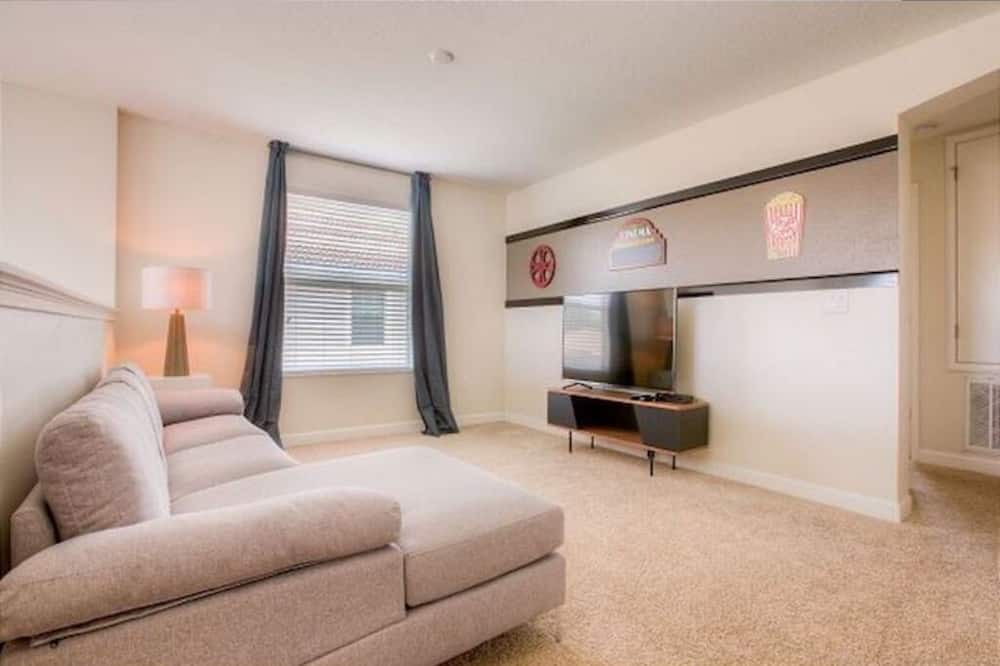 Photo of Bedroom in Davenport