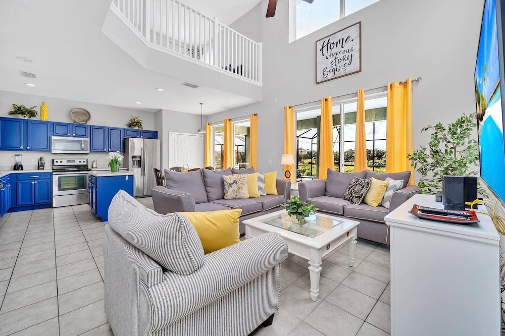 Photo of Livingroom in Loughman
