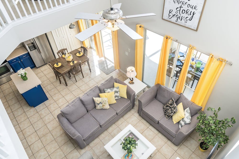 Photo of Livingroom in Loughman