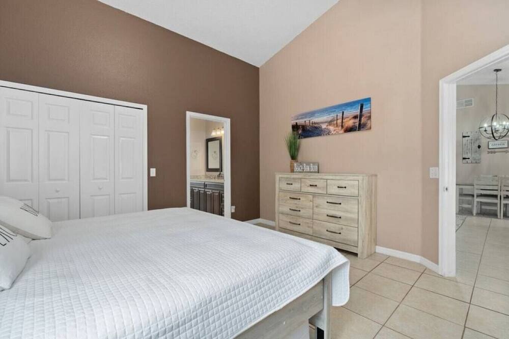 Photo of Others in Florida Pines