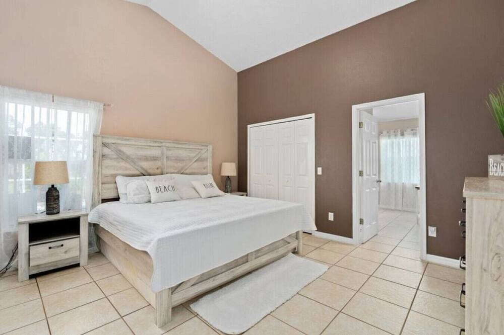 Photo of Others in Florida Pines