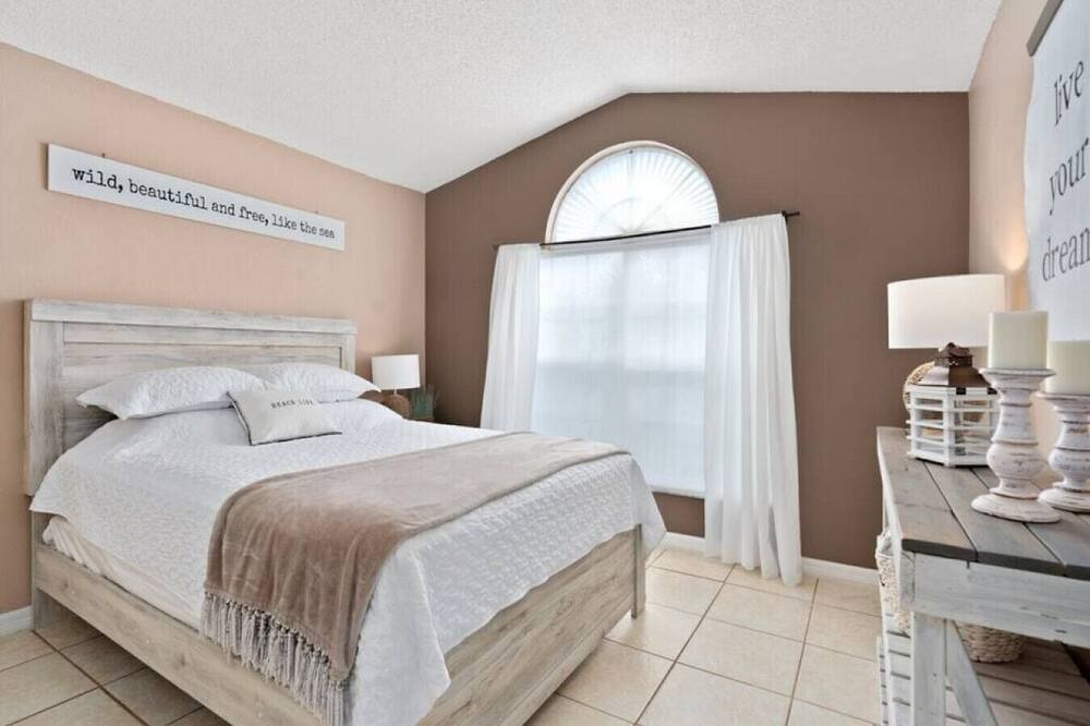 Photo of Others in Florida Pines