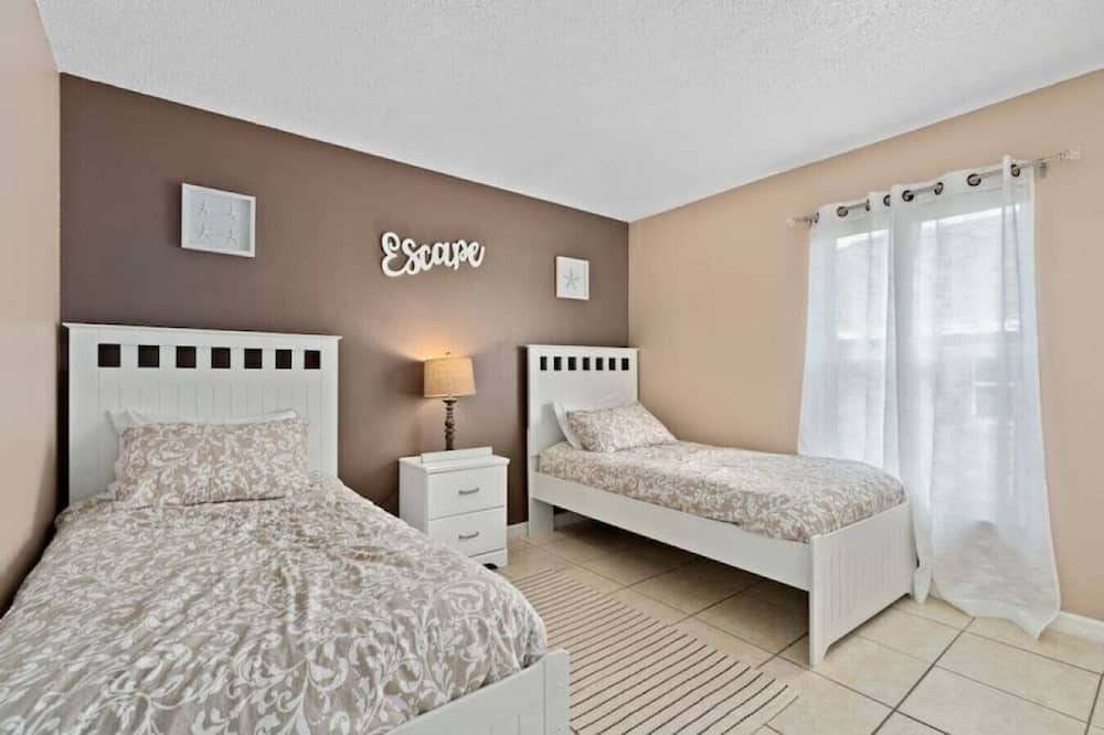 Photo of Others in Florida Pines