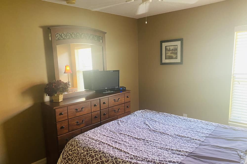 Photo of Bedroom in Loughman