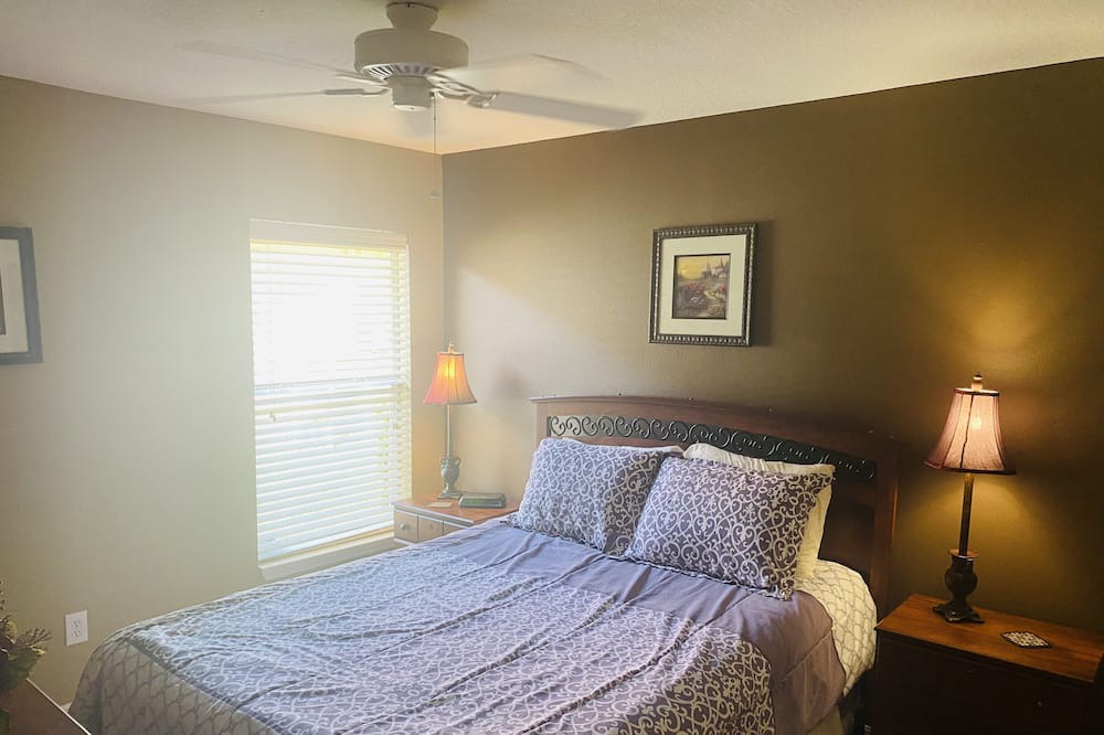 Photo of Bedroom in Loughman