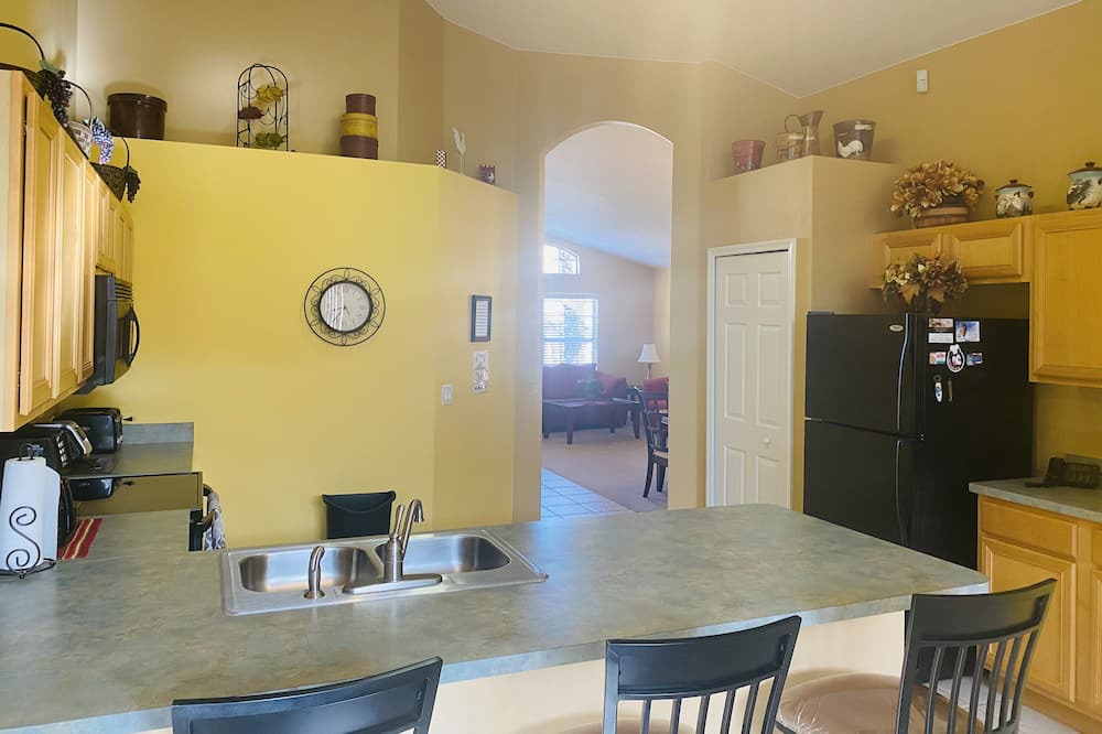 Photo of Kitchen in Loughman