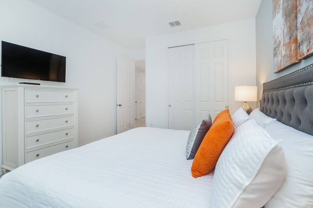 Photo of Bedroom in Southwest Orlando