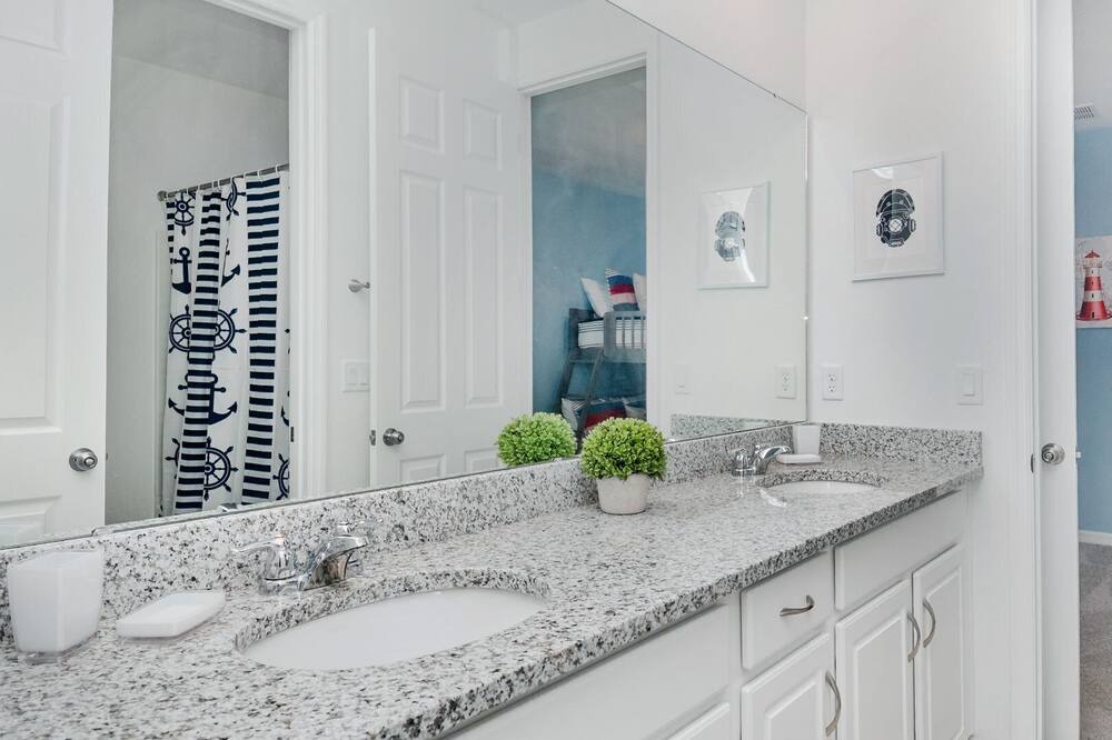 Photo of Bedroom in Southwest Orlando