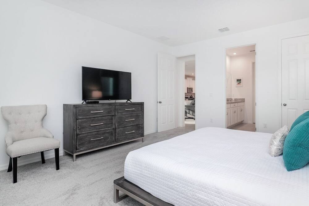 Photo of Bedroom in Southwest Orlando