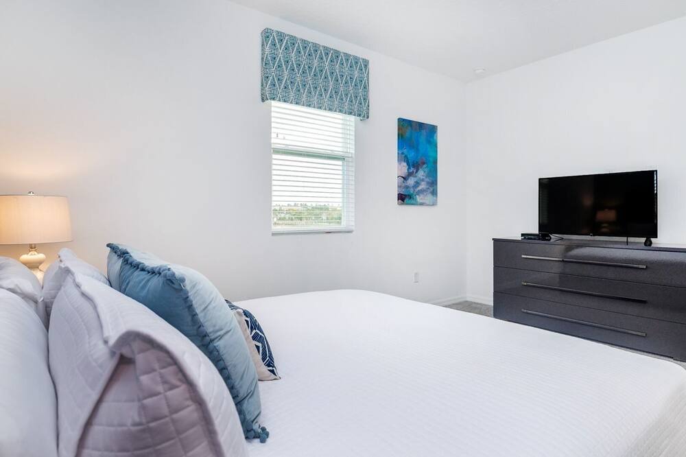 Photo of Bedroom in Southwest Orlando