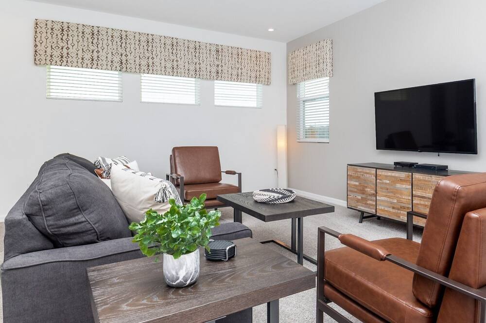 Photo of Livingroom in Southwest Orlando