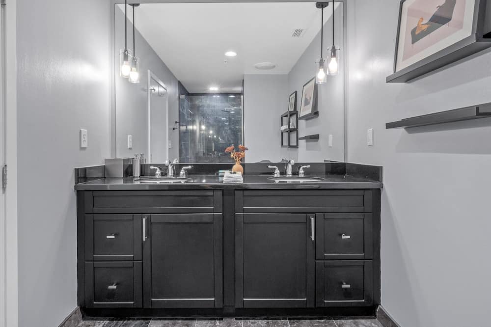 Photo of Kitchen in South Eola