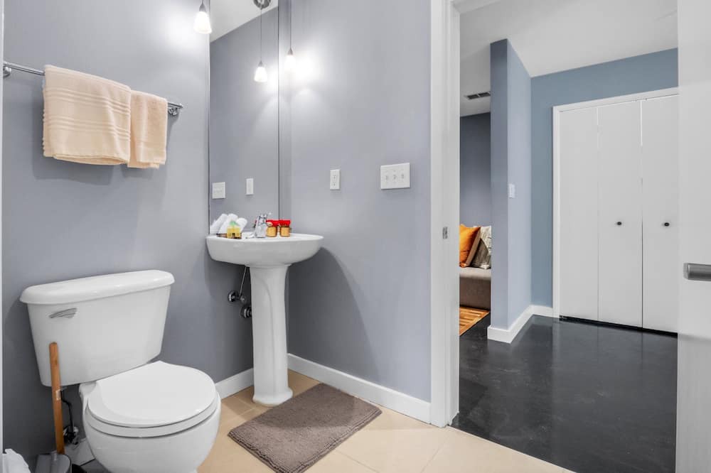 Photo of Bedroom in South Eola