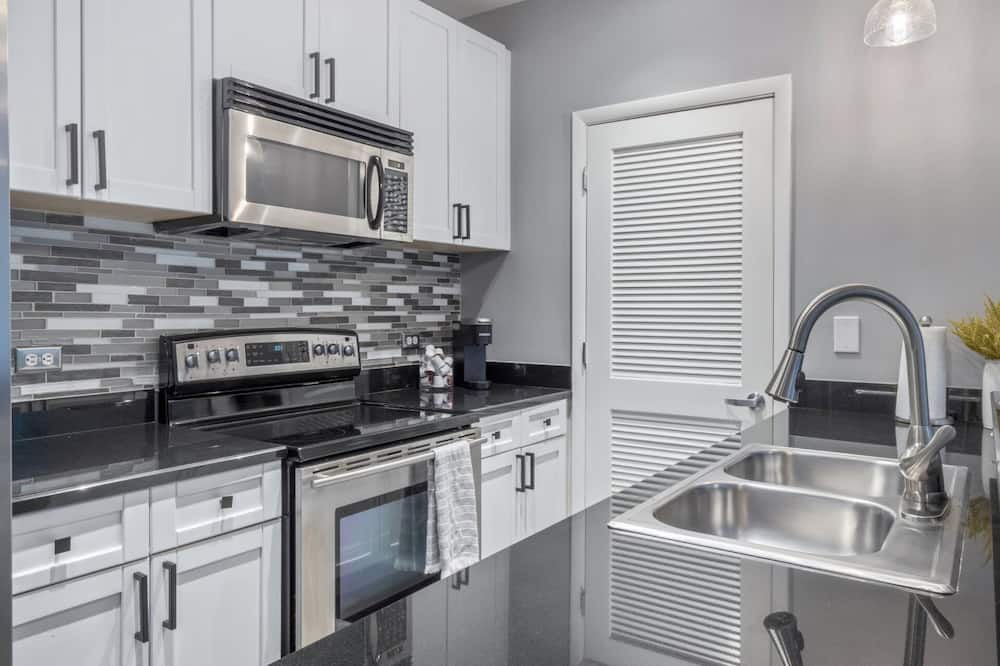 Photo of Kitchen in South Eola