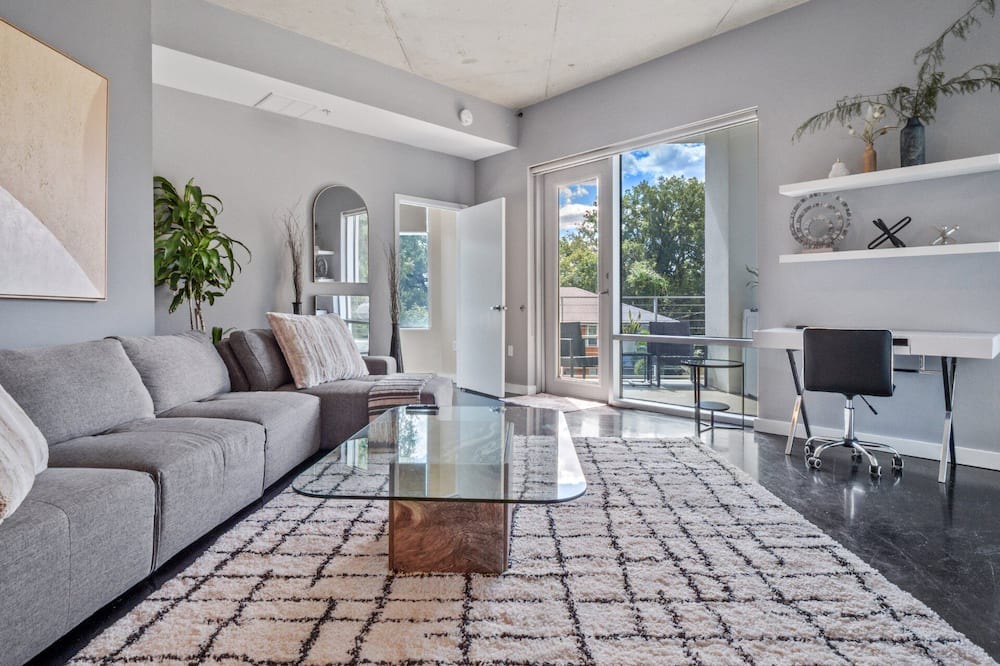 Photo of Livingroom in South Eola