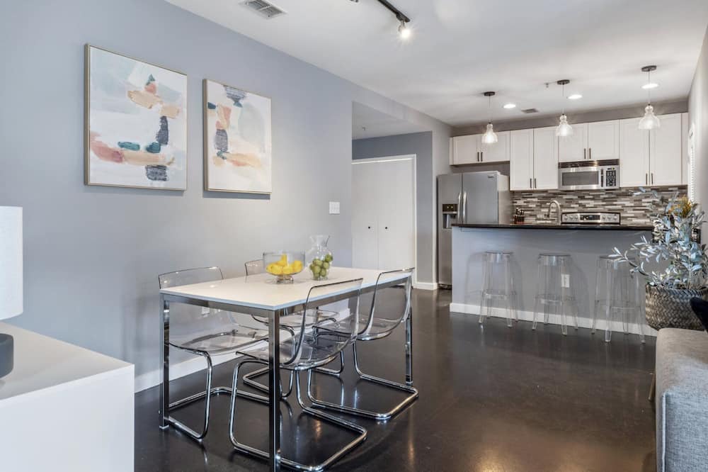 Photo of Kitchen in South Eola