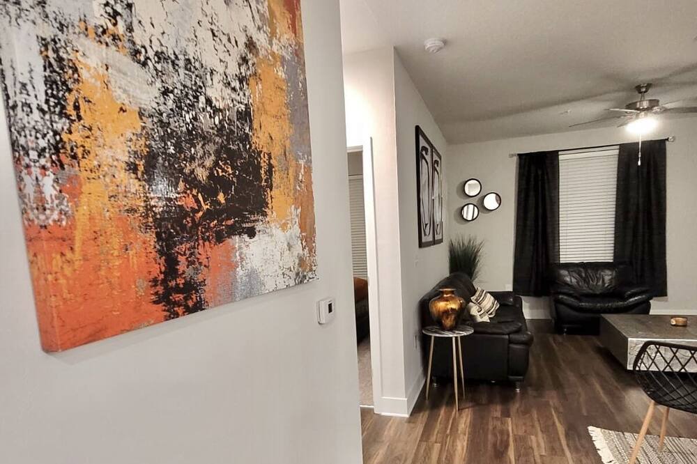 Photo of Livingroom in Kirkman North