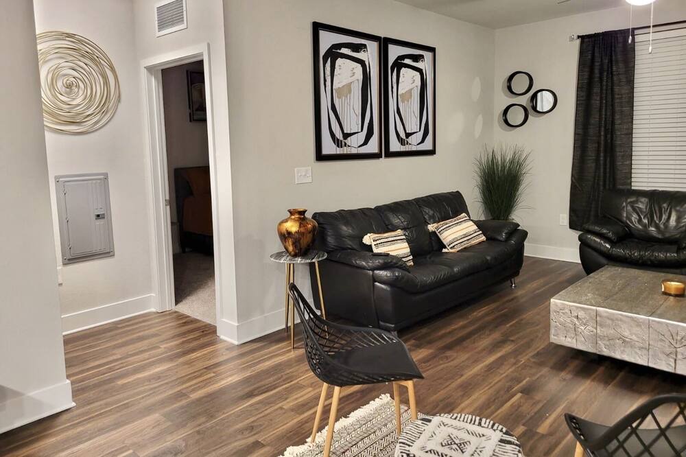 Photo of Livingroom in Kirkman North