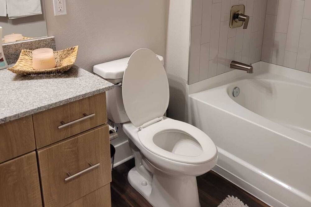 Photo of Bathroom in Kirkman North
