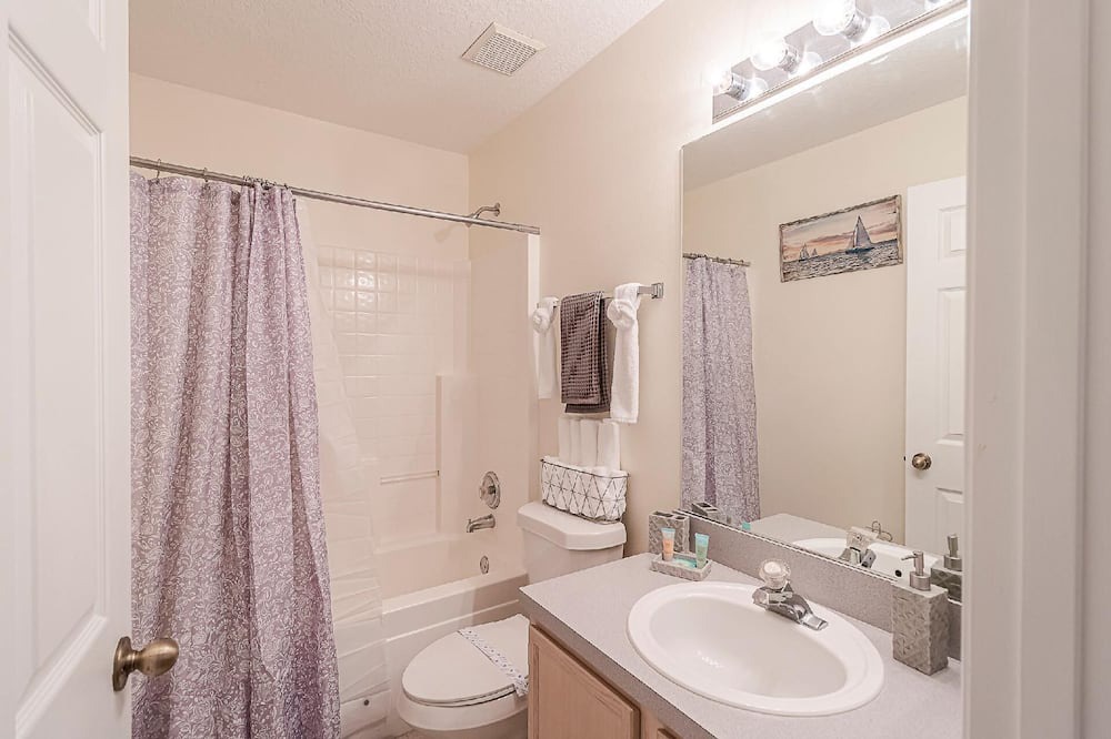 Photo of Bathroom in Clear Creek