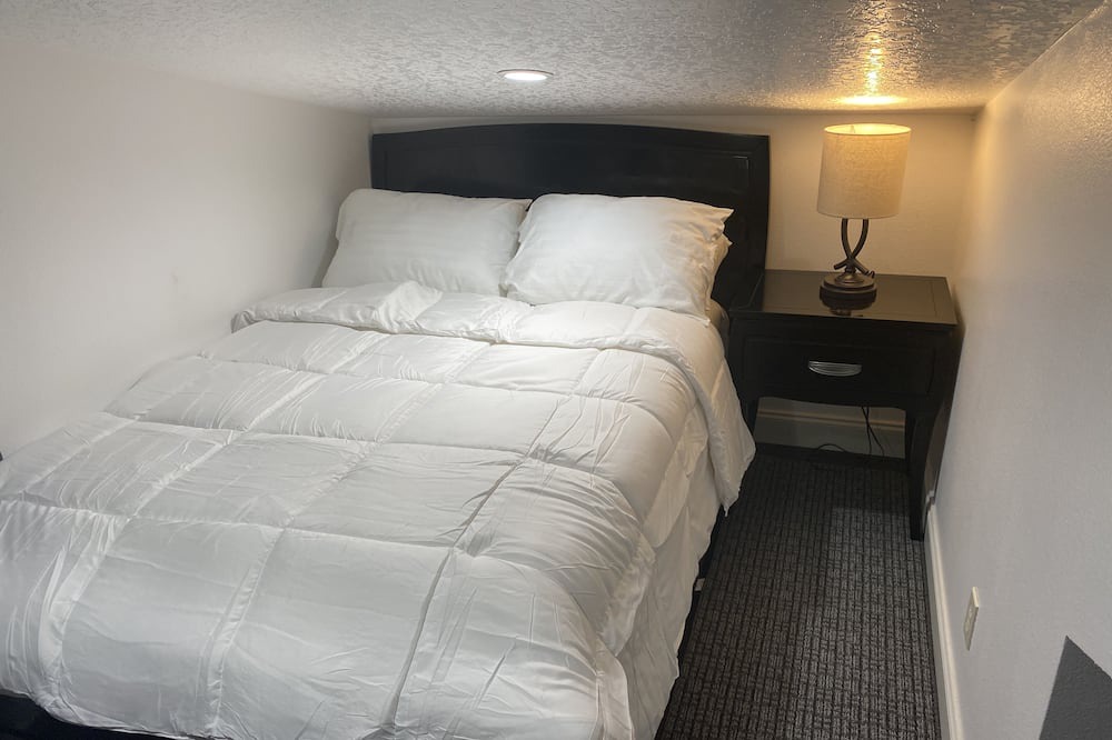 Photo of Bedroom in Lake Mary