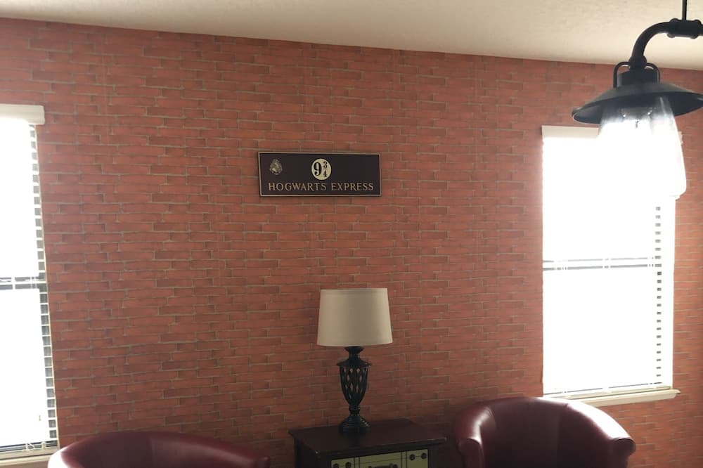 Photo of Bedroom in Cypress Pointe