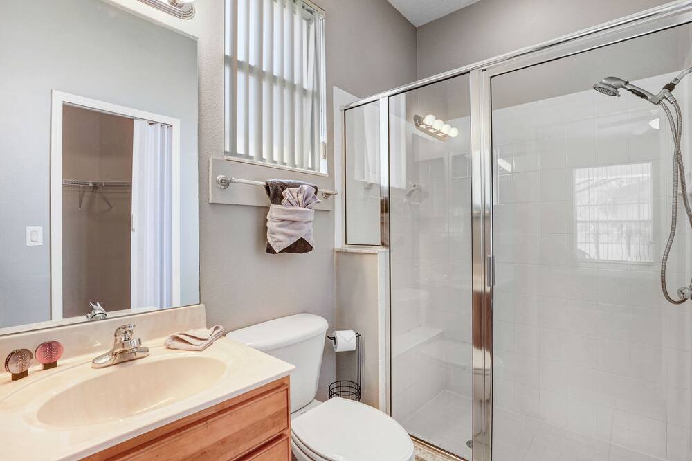 Photo of Bathroom in Calabay Parc