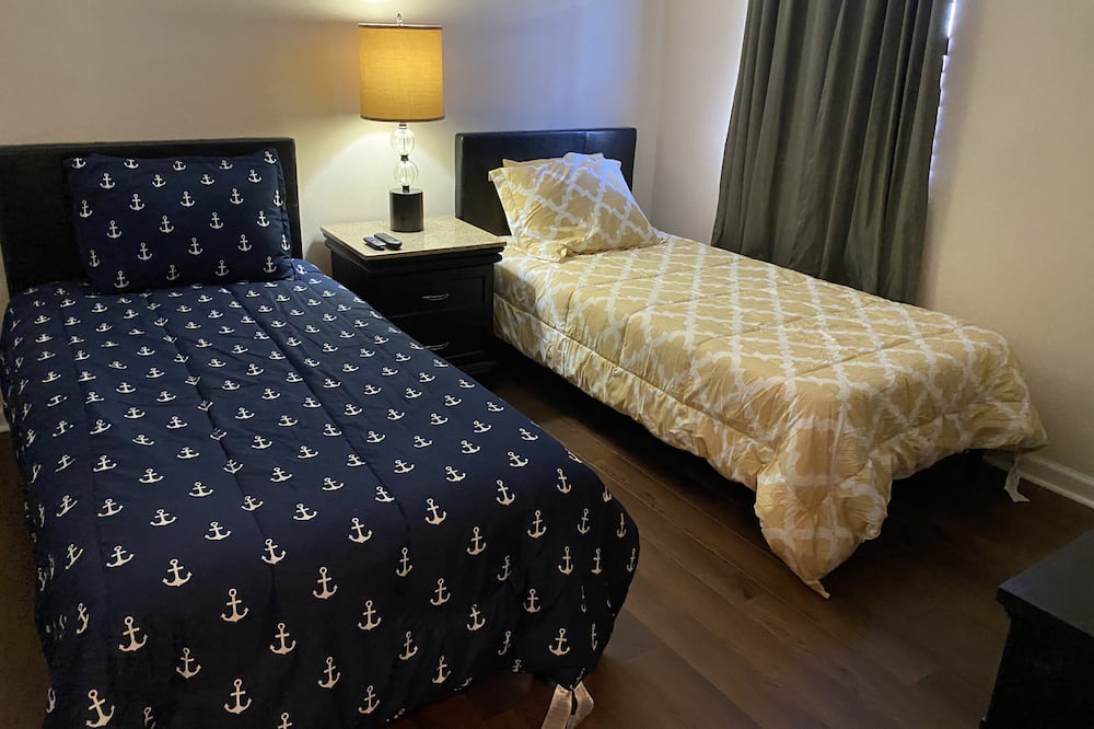 Photo of Bedroom in Davenport