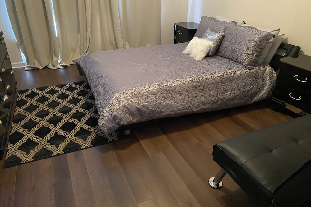 Photo of Bedroom in Davenport