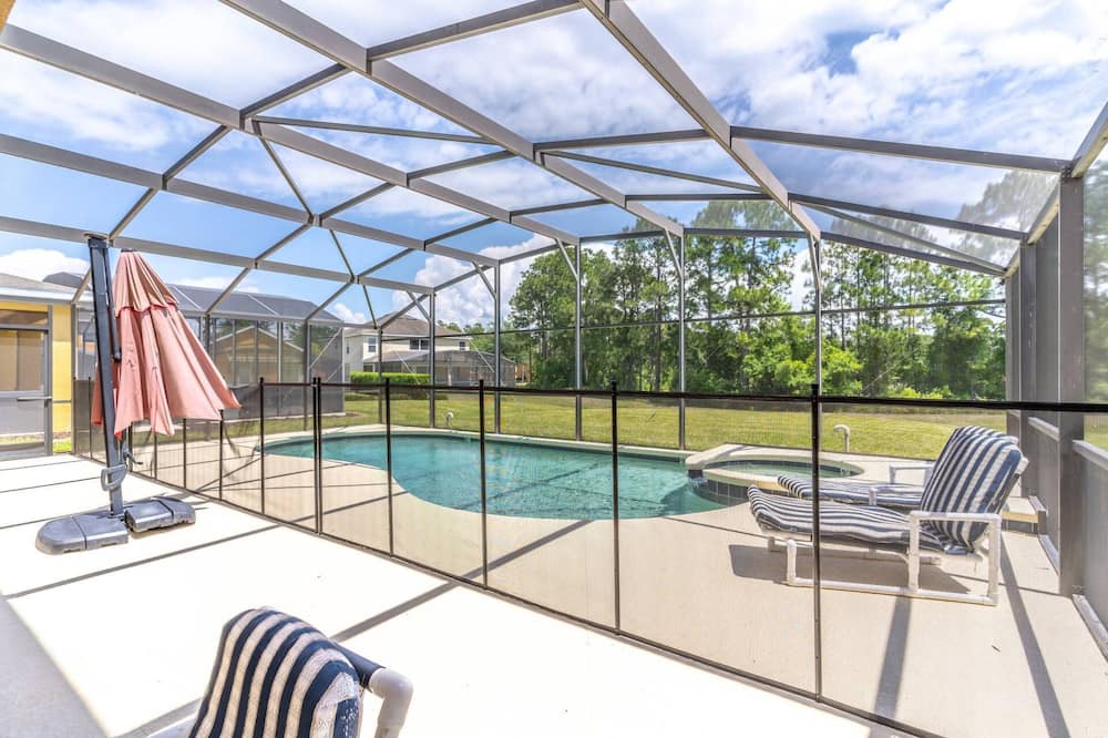 Photo of Outdoor in Watersong