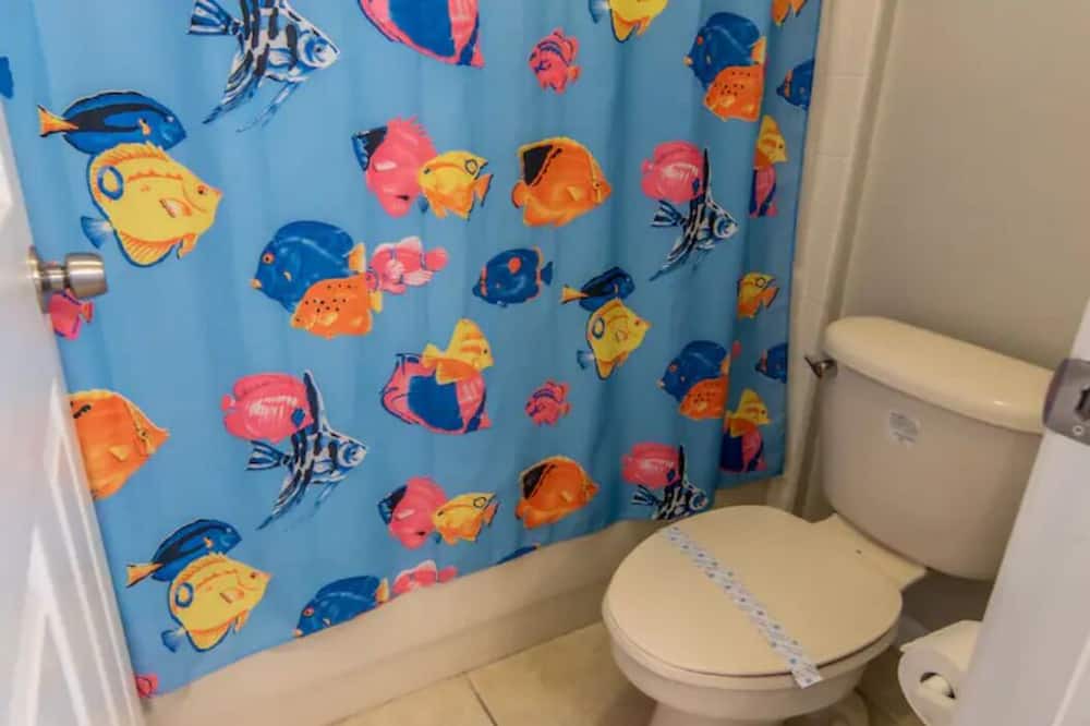 Photo of Bathroom in Florida Pines