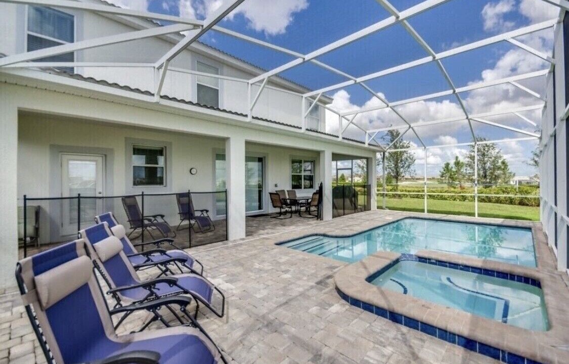 Photo of Outdoor in Davenport