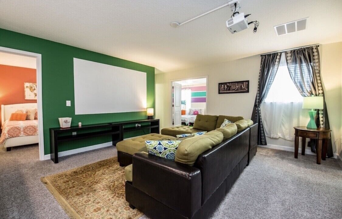 Photo of Livingroom in Davenport