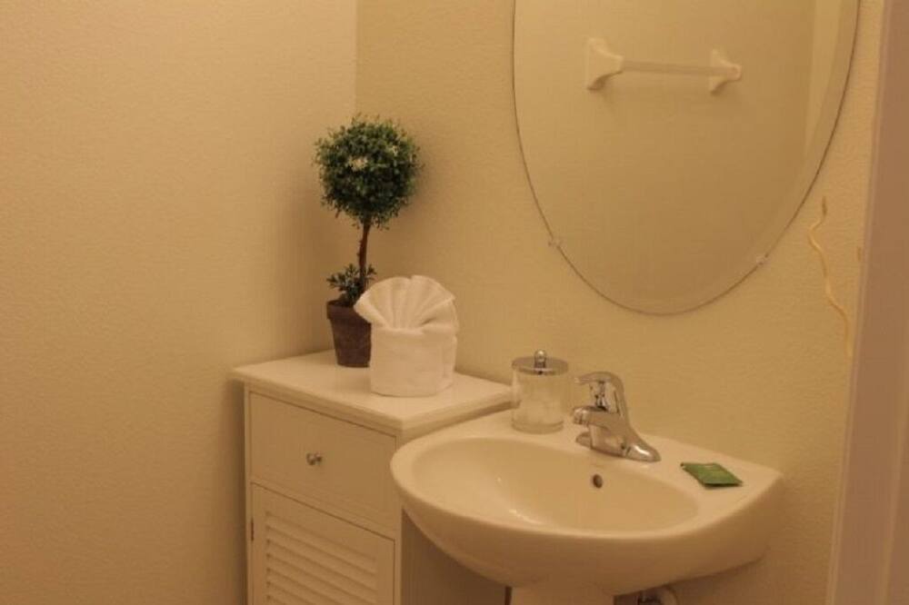 Photo of Bathroom in Bellavida