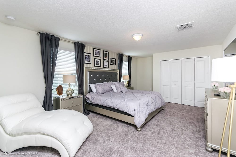 Photo of Bedroom in Davenport