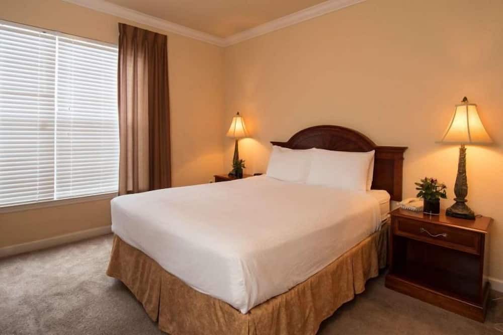 Photo of Bedroom in Four Corners