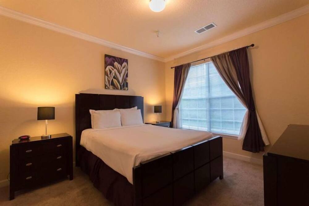 Photo of Bedroom in Four Corners