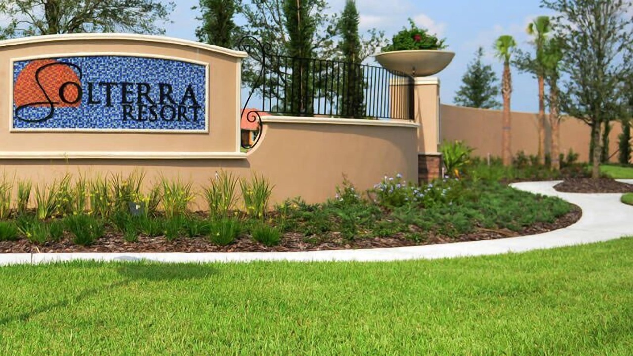 Photo of Others in Loughman