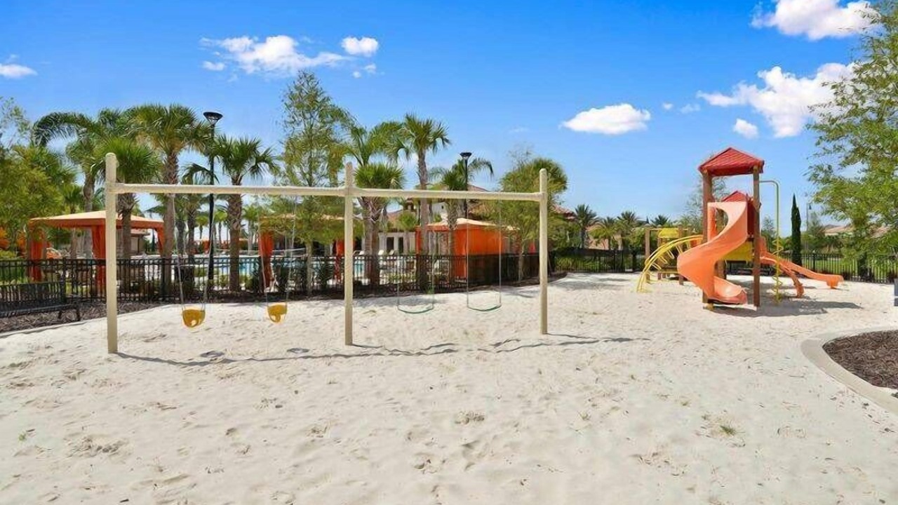 Photo of Others in Loughman