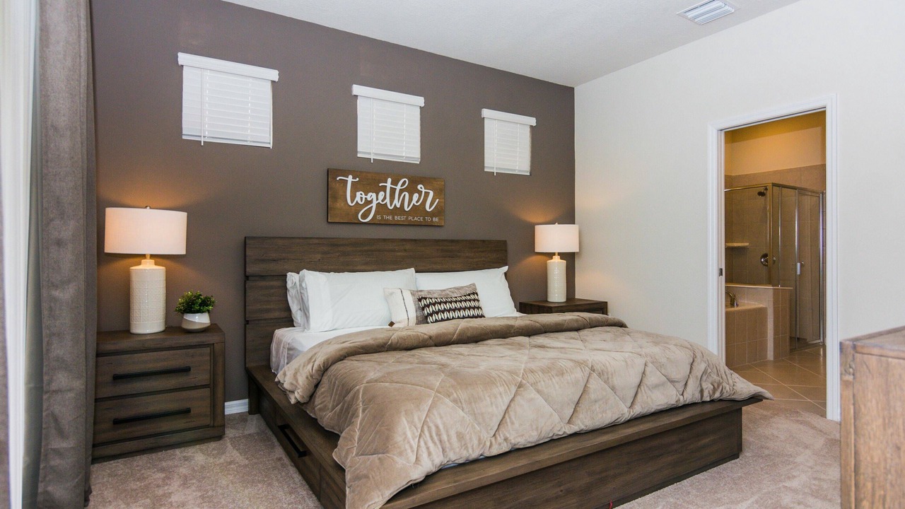 Photo of Others in Loughman