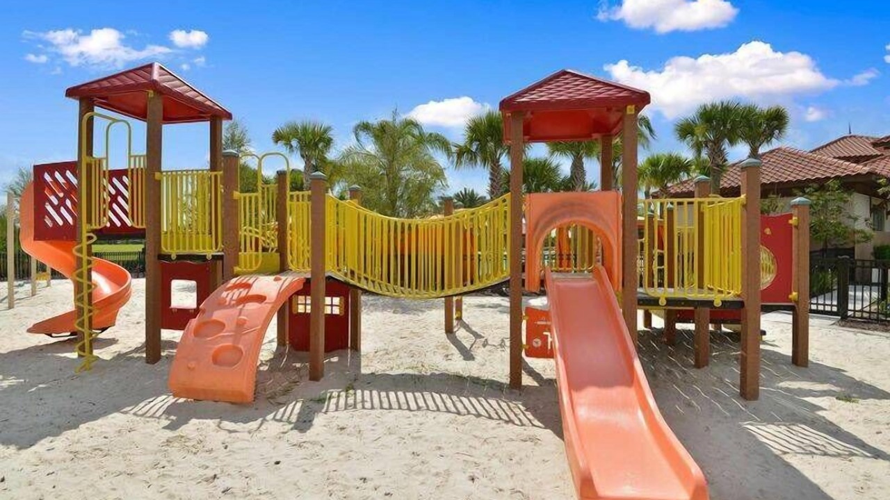 Photo of Others in Loughman