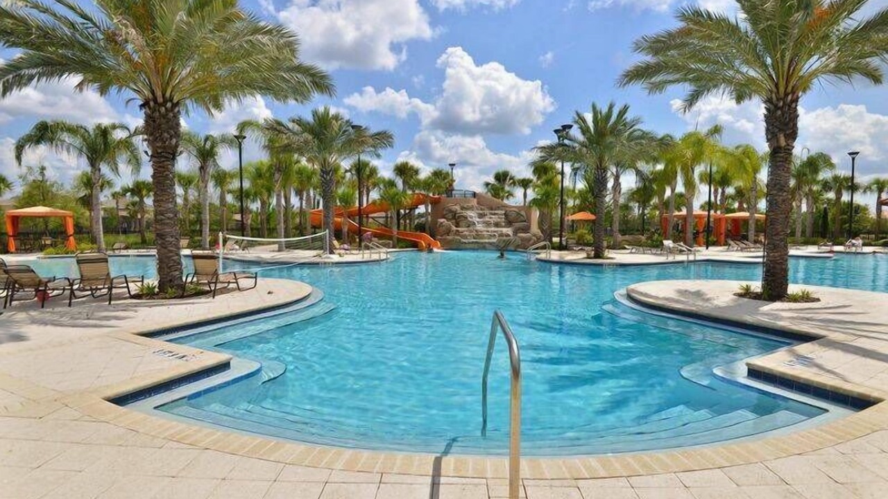 Photo of Others in Loughman