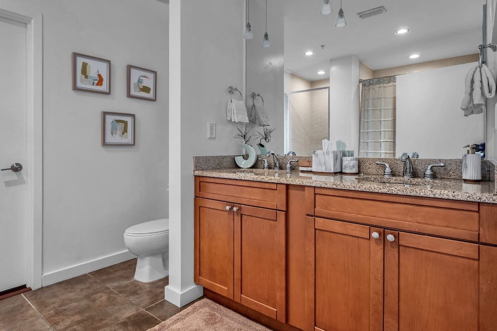 Photo of Bedroom in South Eola