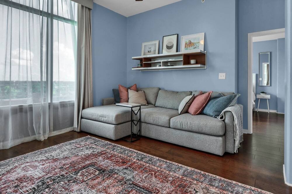 Photo of Bedroom in South Eola