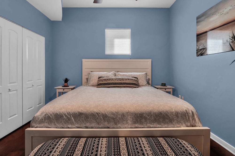 Photo of Bedroom in South Eola