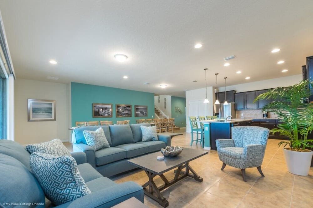 Photo of Livingroom in Bay Lake