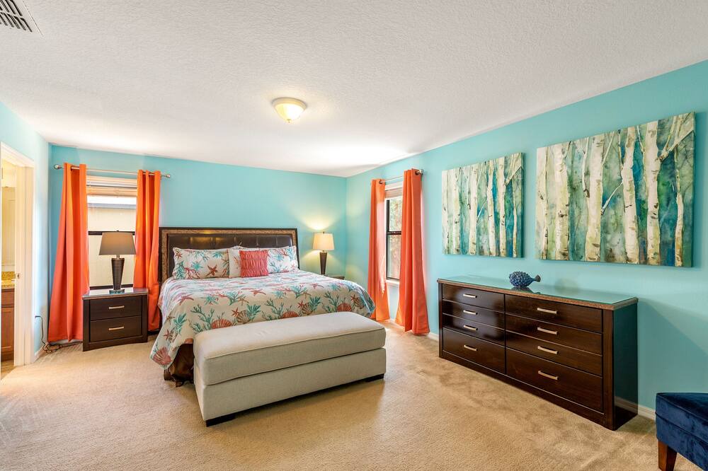 Photo of Bedroom in Cypress Pointe