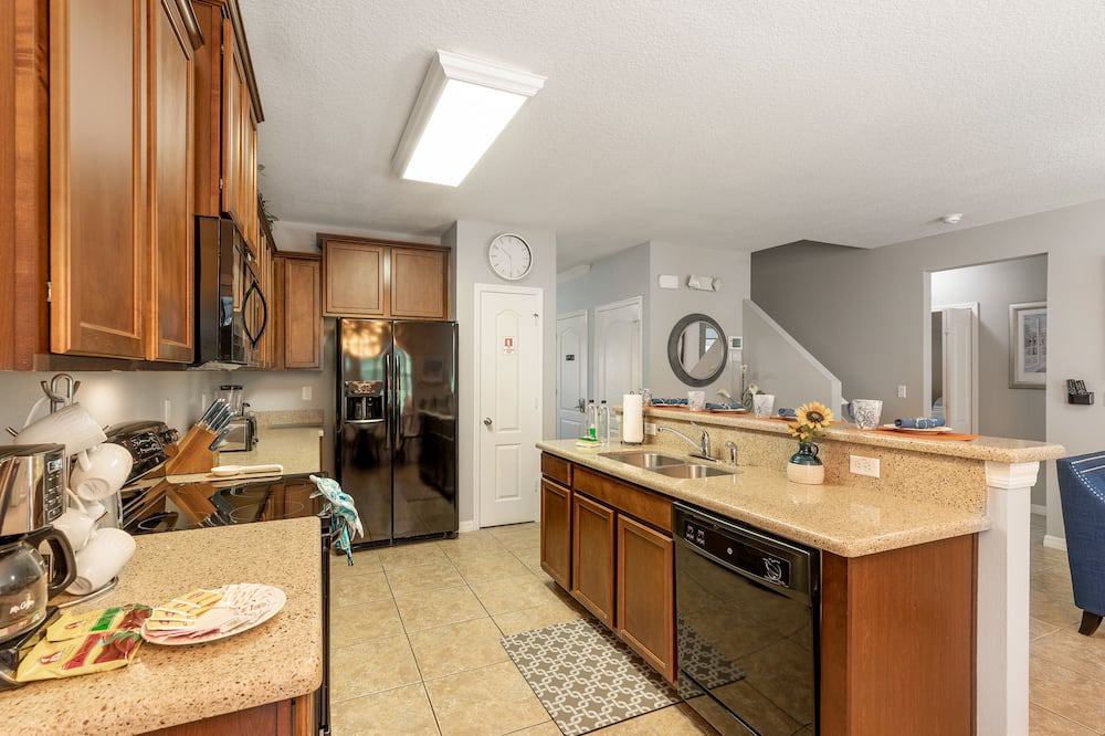 Photo of Kitchen in Cypress Pointe